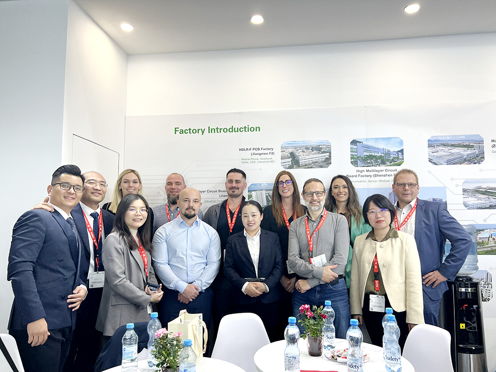 1731981987267895.jpg 02.jpg